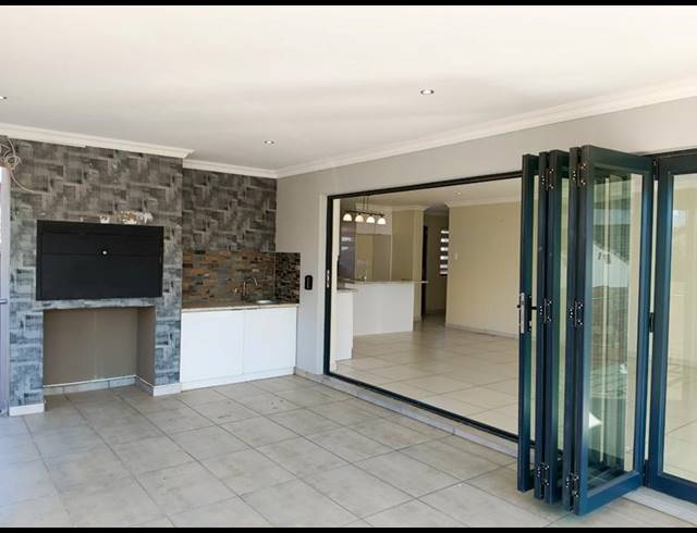 3 BEDROOM HOUSE FOR SALE IN OLYMPUS AH